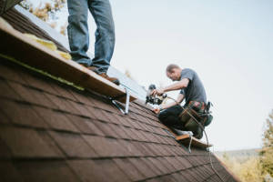Local Roofers in Baycrest, NY